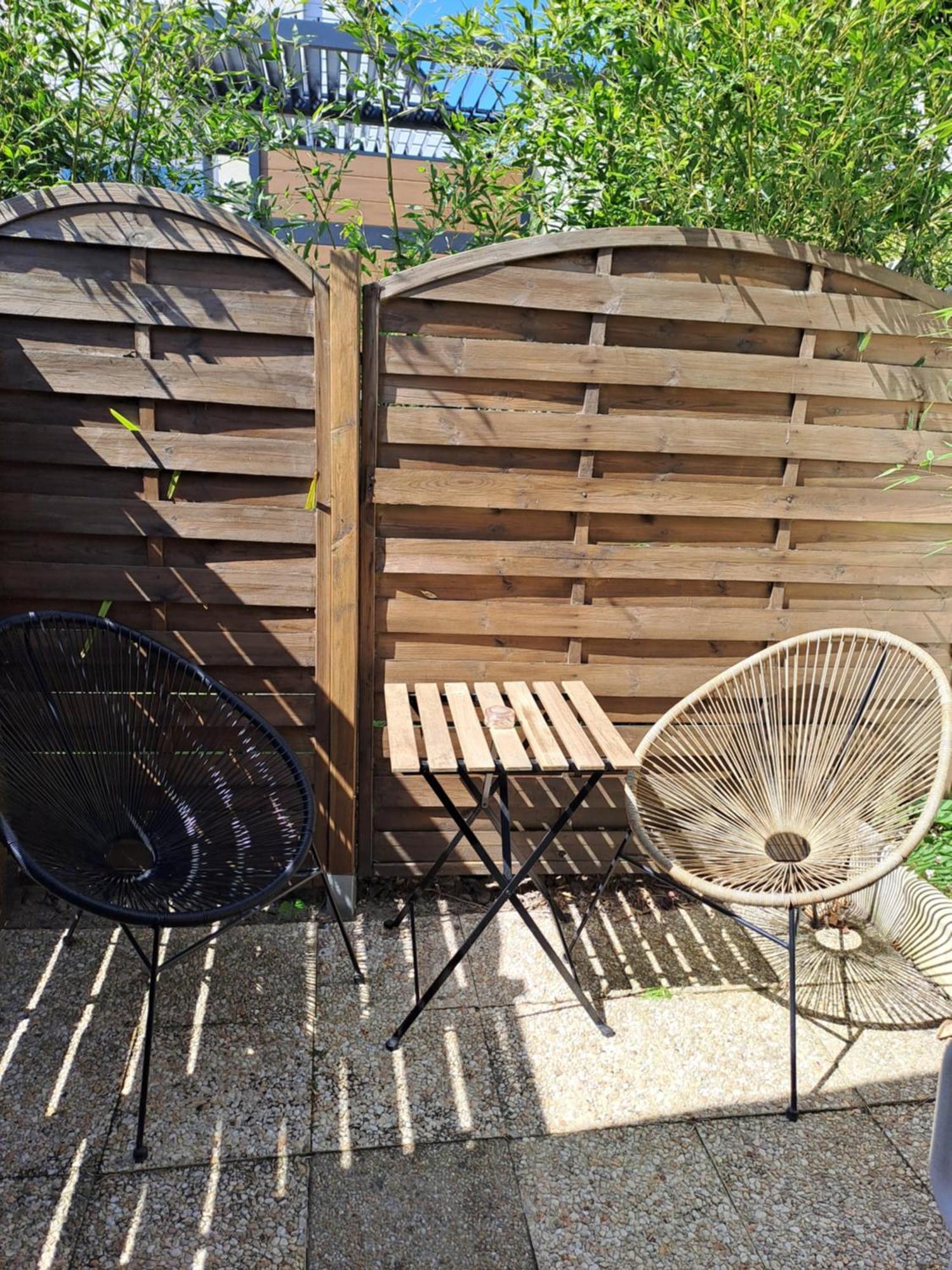 Joli Studio Au Calme Dans Un Jardin Privatif Ouistreham Bagian luar foto